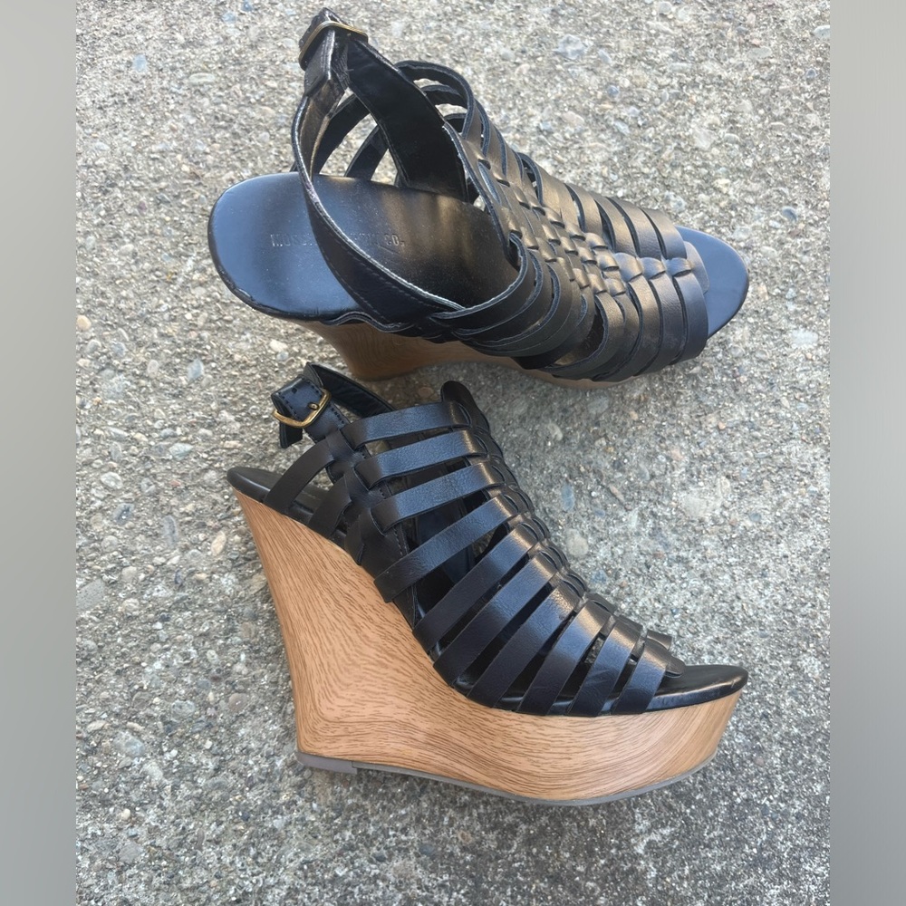 Mossimo Supply Company Strappy Wedge Sandal - Size 8.5